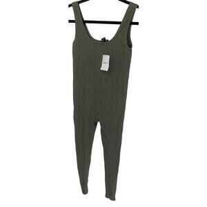 New Forever 21 Women S/M Compression Leotard gray Sleeveless ribbed Jumpsuits